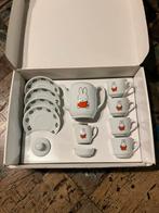 Compleet Nijntje Servies + Koksmutsen & Schort van, Ophalen of Verzenden, Zo goed als nieuw, Ontdekken