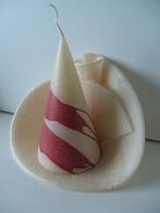 HANDGEVOUWEN KAARSEN HAND MADE ROOD ECRU PIRAMIDE GROOT, Overige materialen, Nieuw, Kaars, Minder dan 25 cm
