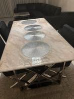 Moderne tafel met marmerlook blad, Huis en Inrichting, Tafels | Salontafels, Overige materialen, Minder dan 50 cm, Gebruikt, Vierkant
