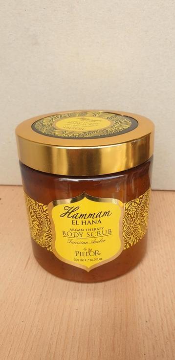 

Pielor Hammam Argan Therapy Body Scrub Tunisian Amber beschikbaar voor biedingen