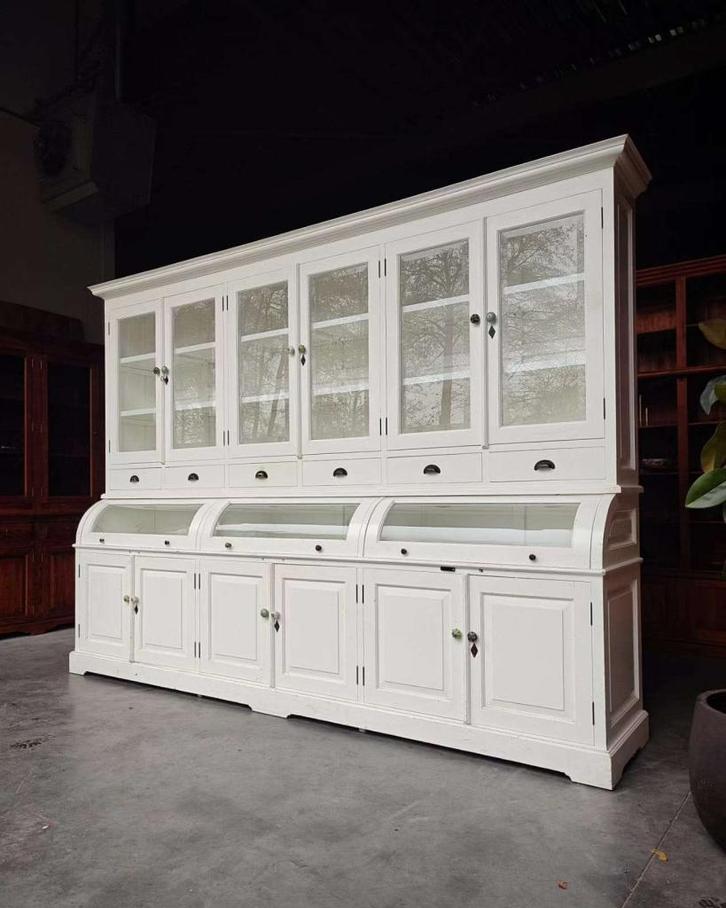 Prachtige brede apothekerskast | Oude grutterskast wit #2418, Huis en Inrichting, Kasten | Buffetkasten, Gebruikt, 200 cm of meer