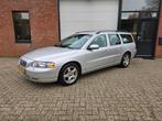 Volvo V70 2.4d automaat MY07 nieuwe APK, Auto's, Traction-control, 1800 kg, Zwart, 179 €/maand