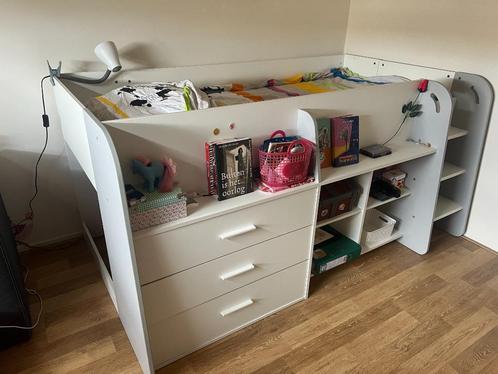 Praktische en complete halfhoogslaper met veel opbergruimte, Kinderen en Baby's, Kinderkamer | Bedden, Gebruikt, 180 cm of meer