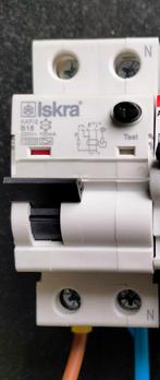 Iskra automaat, Ophalen of Verzenden, Zo goed als nieuw