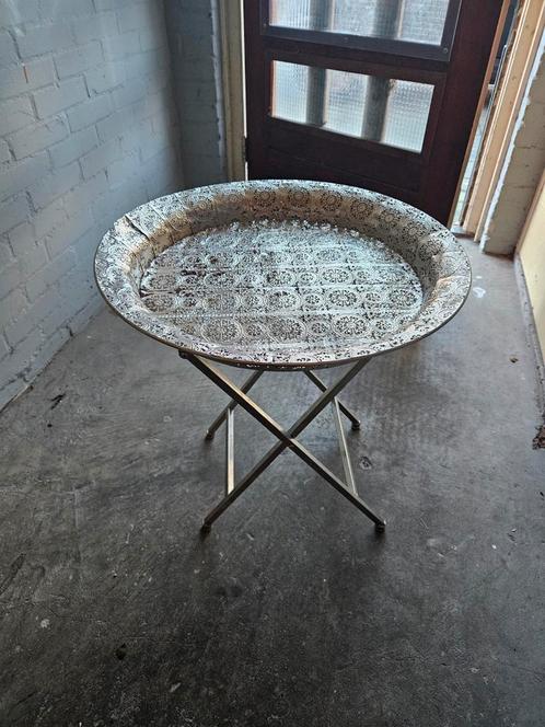 Bijzettafel metaal inklapbaar  2x, Huis en Inrichting, Tafels | Bijzettafels, Gebruikt, Rond, 45 tot 60 cm, Minder dan 55 cm, Metaal of Aluminium