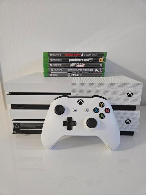 2 Xbox 1TB met 1 Controller met 5 spellen, Spelcomputers en Games, Spelcomputers | Xbox One, Zo goed als nieuw, 1 TB, Met 1 controller