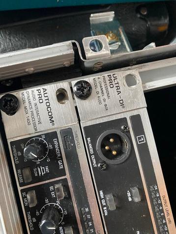 Behringer Ultra DI Pro & Autocom Pro in Flightcase beschikbaar voor biedingen