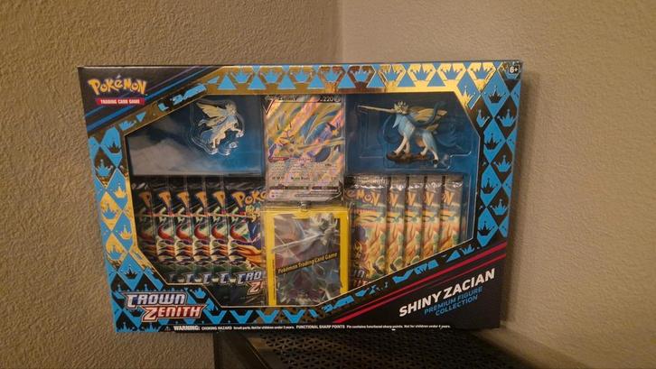 Crown zenith shiny zacian premium figure collection, Hobby en Vrije tijd, Verzamelkaartspellen | Pokémon, Zo goed als nieuw, Ophalen of Verzenden