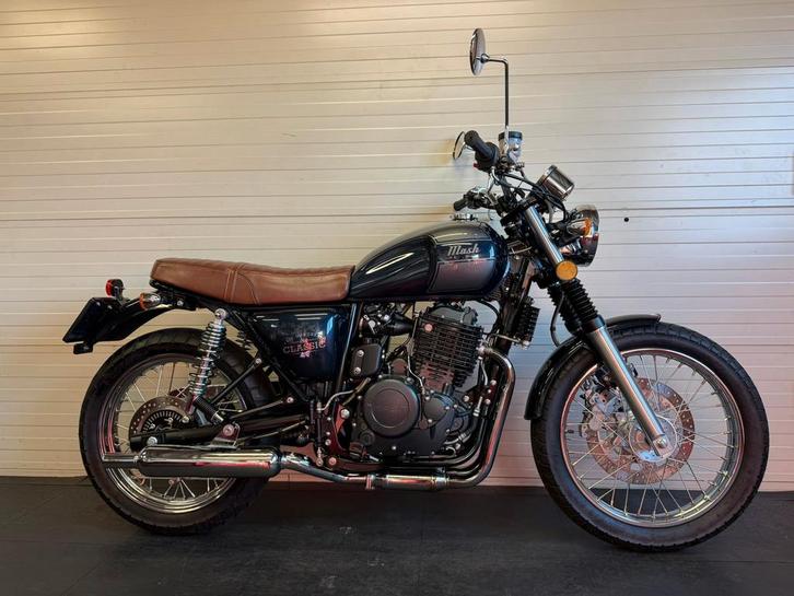 Leuke en jonge Mash Six Hundred 650 slechts 800km oud!, Motoren, Motoren | Mash, Bedrijf, Toermotor, 12 t/m 35 kW