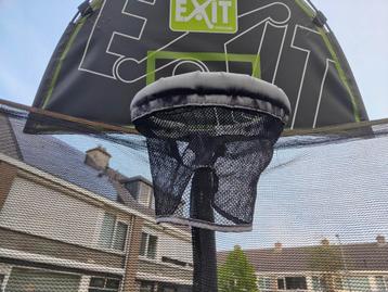 Exit trampoline basket beschikbaar voor biedingen