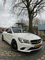 Mercedes CLA-Klasse 200 1.6 115KW 7G-DCT (aut) 2013 Wit, Auto's, Mercedes-Benz, 4 cilinders, Wit, Particulier, Sedan