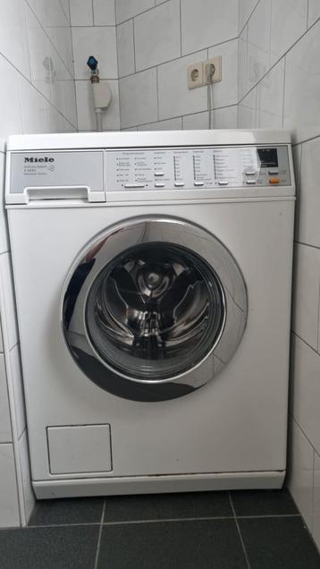 Miele V5845 Wasmachine - Softcare & Waterproof beschikbaar voor biedingen