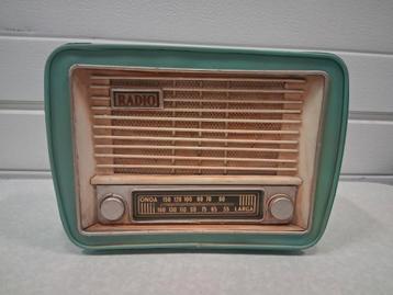 Retro radio spaarpot  beschikbaar voor biedingen