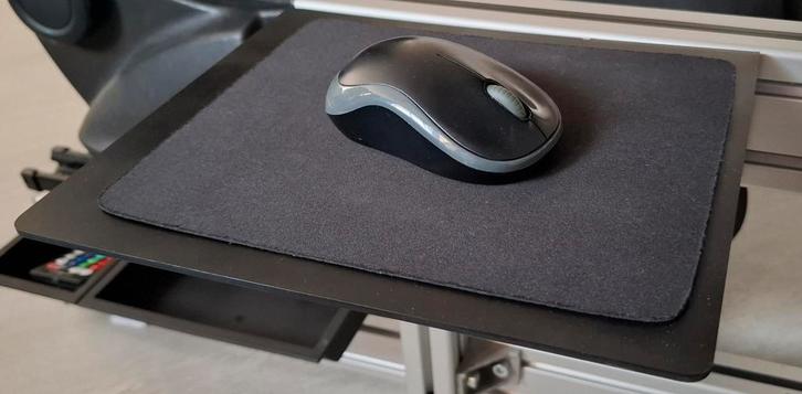 Muis Houder mousepad Simracing Rig, Computers en Software, Muismatten, Zo goed als nieuw, Ergonomisch, Gaming muismat, Ophalen of Verzenden