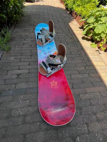 Leuk beginnersboard burton incl. bindingen beschikbaar voor biedingen