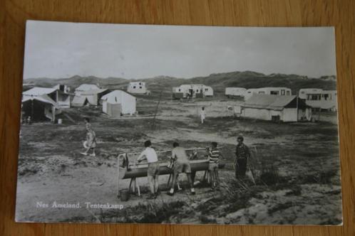 Ameland Nes, aan de gezamenlijke wasbak op camping Duinoord, Verzamelen, Ansichtkaarten | Nederland, Gelopen, Waddeneilanden, 1960 tot 1980