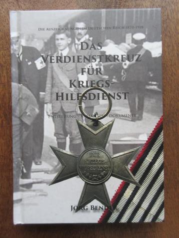 Verdienstkreuz fur Kriegs-Hilfdienst Entstehung Varianten  beschikbaar voor biedingen