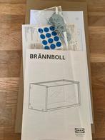 Brännboll vitrinekast IKEA, Huis en Inrichting, Kasten | Vitrinekasten, Ophalen, Zo goed als nieuw, Minder dan 50 cm, Minder dan 100 cm