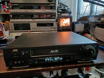 JVC HR-S7511 VHS recorder met TBC  beschikbaar voor biedingen