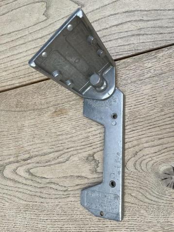 SANDVIK 231 Mitre Guide Zaaghoek beschikbaar voor biedingen