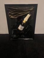 Schilderij moét, Ophalen