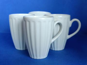 Wedgwood Night and Day - 4 slanke witte kopjes beschikbaar voor biedingen