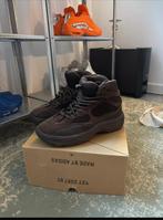 Yeezy desert boots maat 42,5, Bruin, Ophalen of Verzenden, Sneakers of Gympen, Adidas Yeezy