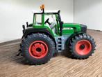 Te koop Siku Fendt 930 Vario tms donker groen. (A)., Ophalen of Verzenden, Zo goed als nieuw, Tractor of Landbouw, SIKU