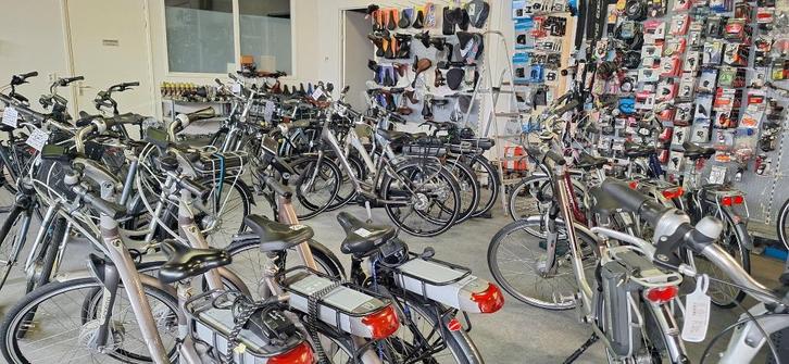 Groot aanbod Elektrische Fietsen Gebruikt - Gaanderen, Fietsen en Brommers, Elektrische fietsen, Zo goed als nieuw, Giant, 55 tot 59 cm