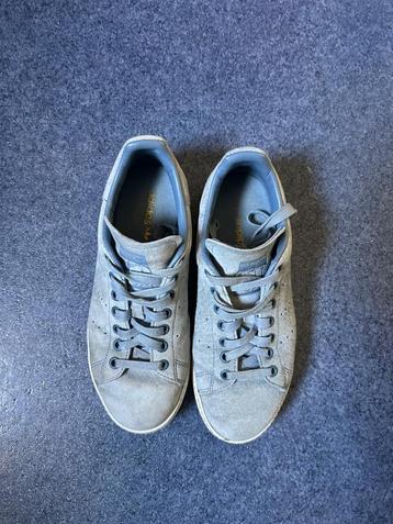 Adidas suede lichtblauw stan Smith mt 38 1/3 beschikbaar voor biedingen