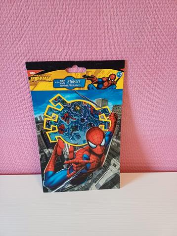 Nieuwe Spiderman stickervellen  beschikbaar voor biedingen