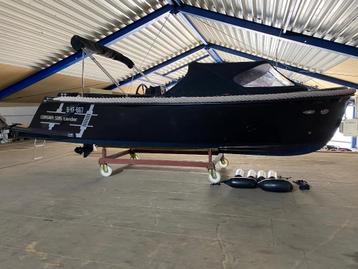 CORSIVA 595 Tender Sloep 60PK Suzuki  BJ. 2022. Nu Varen! beschikbaar voor biedingen