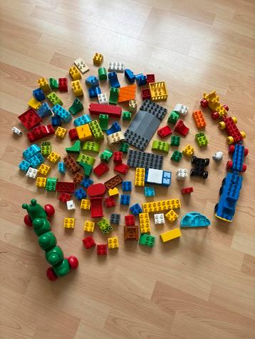Héél veel Lego Duplo! beschikbaar voor biedingen