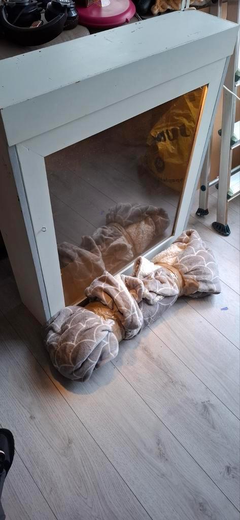 Vitrine kast met glazen planken, Huis en Inrichting, Kasten | Vitrinekasten, 50 tot 100 cm, 25 tot 50 cm, Ophalen