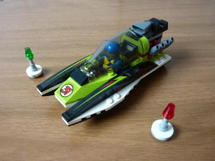 Lego City 60114 Raceboot, Kinderen en Baby's, Speelgoed | Duplo en Lego, Gebruikt, Lego, Complete set, Ophalen of Verzenden