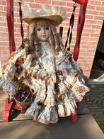 Vintage Porseleinen Pop met Hoed, Ophalen of Verzenden, Zo goed als nieuw, Pop