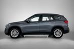 BMW X1 SDrive18i Executive Edition (GROOT-NAVIGATIE, CARPLAY, Stof, Origineel Nederlands, Handgeschakeld, 735 kg
