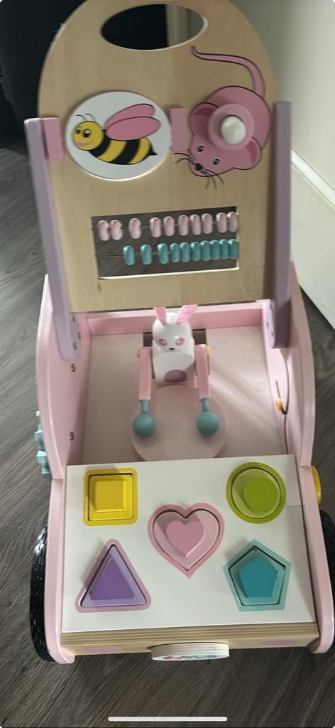 Houten Loopwagen met vormensorteerder, Kinderen en Baby's, Speelgoed | Babyspeelgoed, Zo goed als nieuw, Auto, Met wieltjes, Ophalen