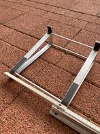 Laptopstandaard (Uniture), Ophalen of Verzenden, Zo goed als nieuw