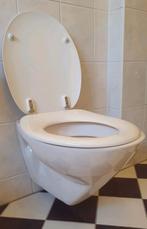 WC pot hangend, Doe-het-zelf en Verbouw, Sanitair, Toilet, Gebruikt, Ophalen
