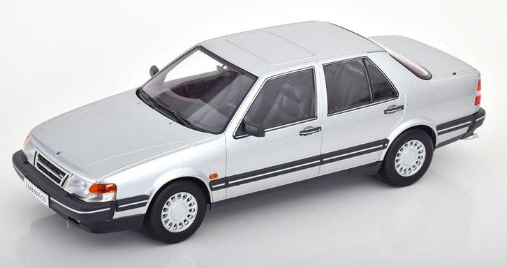 JSN Triple9 1:18 Saab 9000 CD Turbo 1990 zilver metallic, Hobby en Vrije tijd, Modelauto's | 1:18, Nieuw, Auto, Overige merken