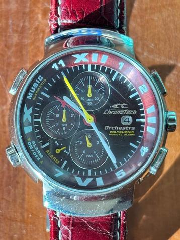 Apart horloge met diverse melodieën en diverse beschikbaar voor biedingen