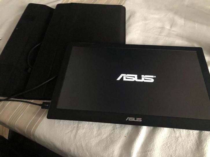 Asus MB168+ portable scherm (3 stuks), Computers en Software, Monitoren, Gebruikt, 60 Hz of minder, Kantelbaar, TN, Full HD, 5 ms of meer