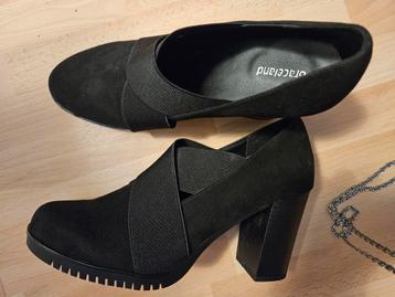 Nieuw dichte schoenen Graceland maat 39 beschikbaar voor biedingen