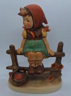 Goebel Hummel - 112 Just Resting, Ophalen of Verzenden, Gebruikt, Hummel