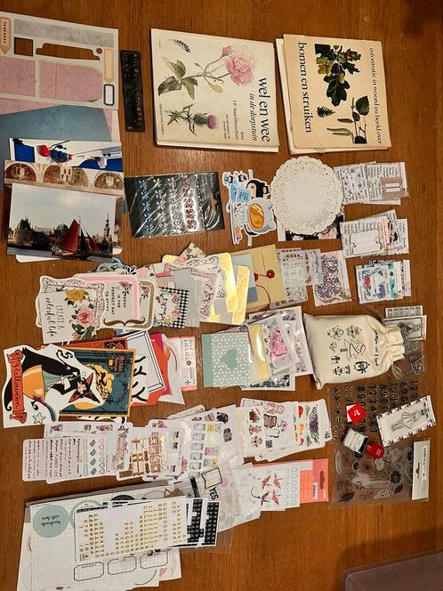 Grote verzameling ephemera, stickers, stempels, planners, Hobby en Vrije tijd, Scrapbooking, Zo goed als nieuw, Ophalen of Verzenden