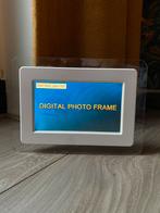 Digitaal fotolijstje 7 inch, Ophalen of Verzenden, Zo goed als nieuw, Kleiner dan 8 inch, Film