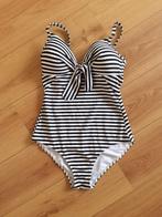 Manouxx badpak met voorgevormde cups maat 42, Kleding | Dames, Badmode en Zwemkleding, Overige kleuren, Manouxx, Badpak, Ophalen of Verzenden