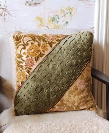 Vintage prachtig kussen bloemen fluweel satijn jaren '50 beschikbaar voor biedingen