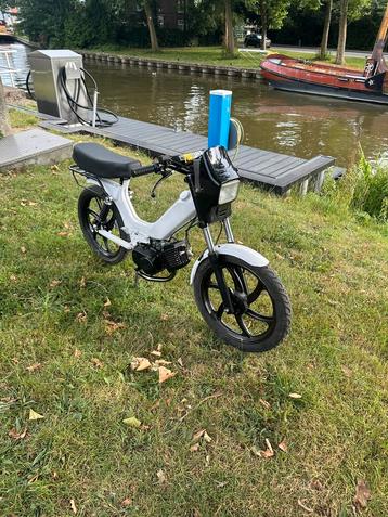 Tomos Projectje Gepoedercoat Blauw Kenteken beschikbaar voor biedingen